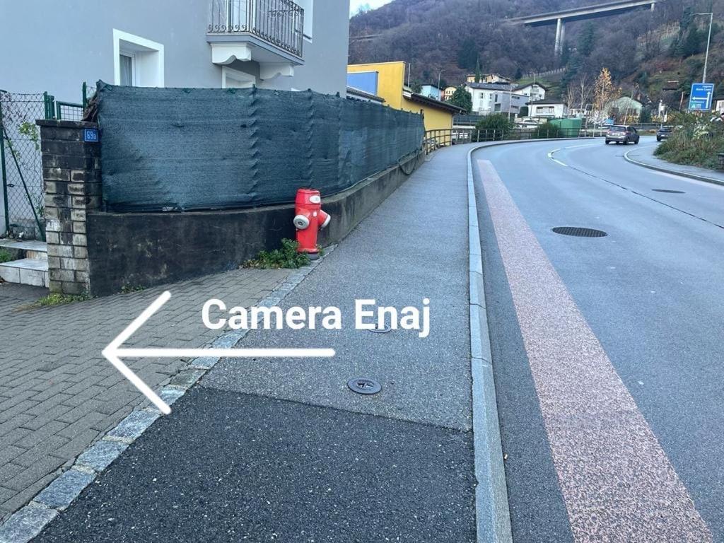 Camera Enaj Cadenazzo Exteriér fotografie